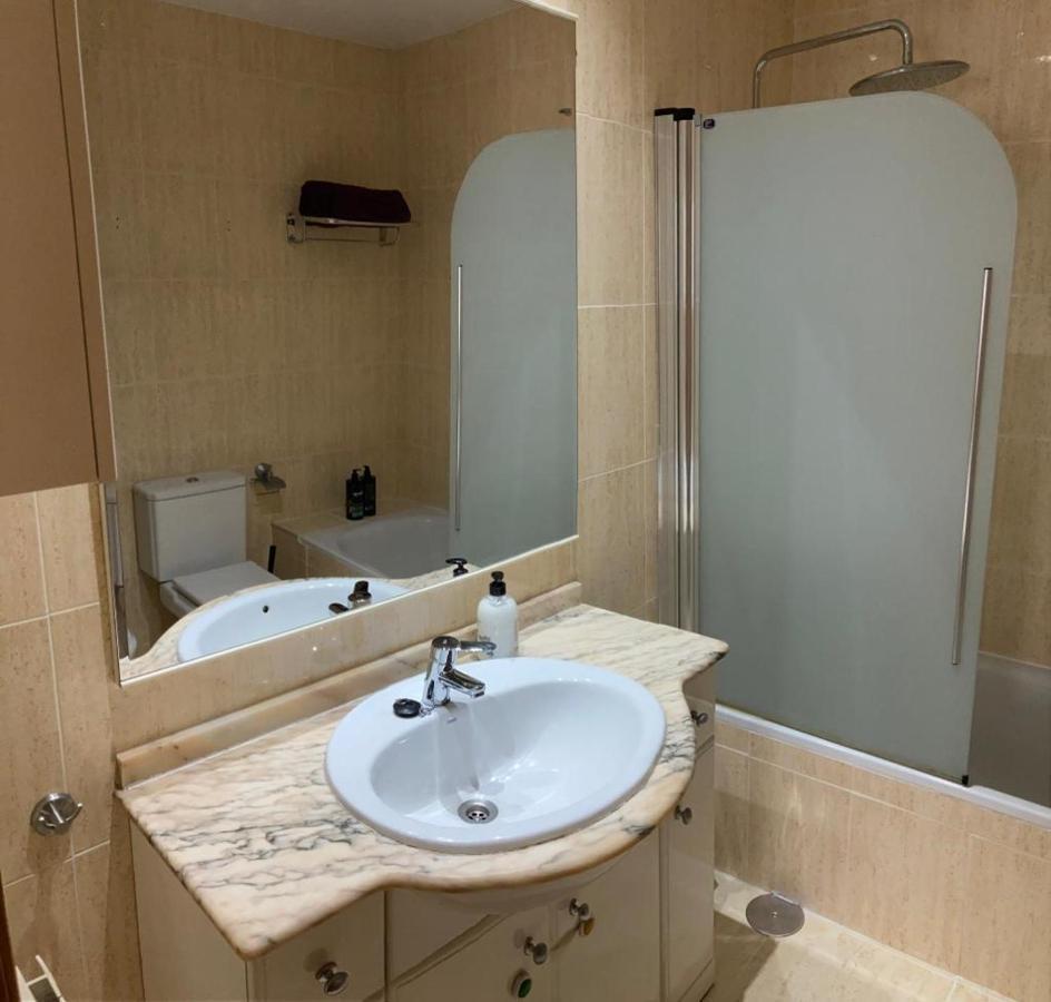 Apartamento Grande, 2 Dormitorios, Garaje Gratis Madri Exterior foto