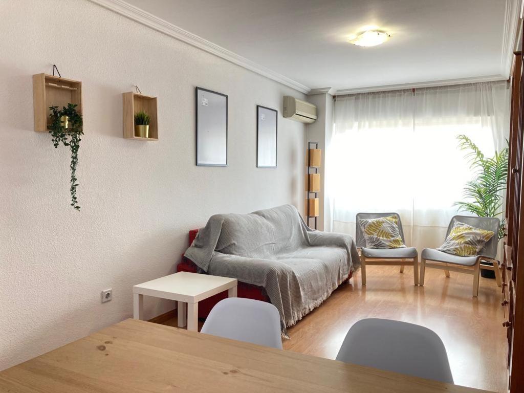 Apartamento Grande, 2 Dormitorios, Garaje Gratis Madri Exterior foto